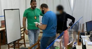 Casal de bolivianos é preso tentando fazer RG com certidões de nascimento falsas em Xapuri