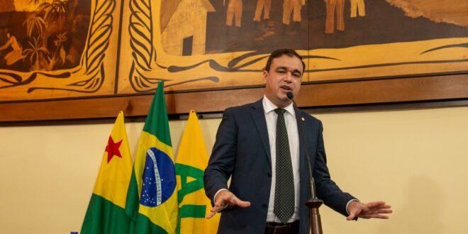 Daniel Zen sai em defesa de pacientes do UNACON