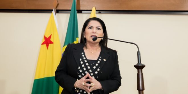 Deputada Antônia Sales critica ação da PF contra marceneiros em Brasileia