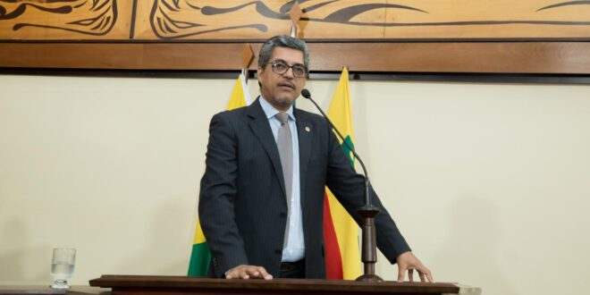 Deputado Edvaldo Magalhães diz que governo não tem compromisso com cadastro de reserva da PM