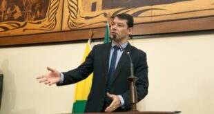 Deputado Roberto Duarte critica governador por não cumprir com termo de compromisso com cadastros de reserva da Polícia Civil