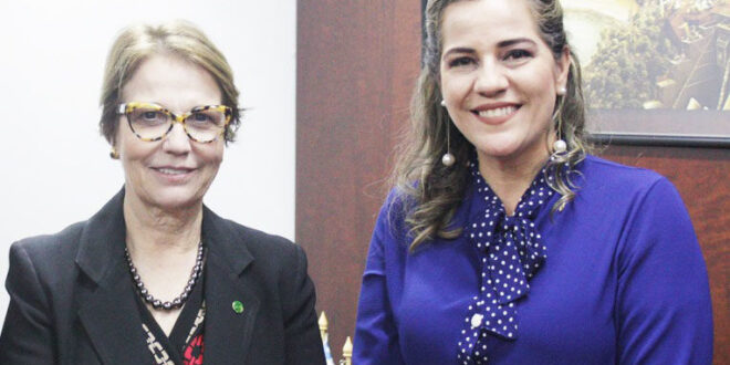 Mara Rocha participa do 1º Fórum da suinocultura de Epitaciolândia que tem por objetivo incentivar a produção de carne su