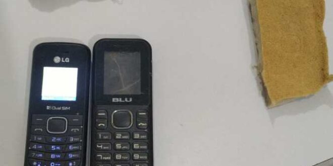 Na calada da noite: celulares são arremessados para dentro de presídio no AC