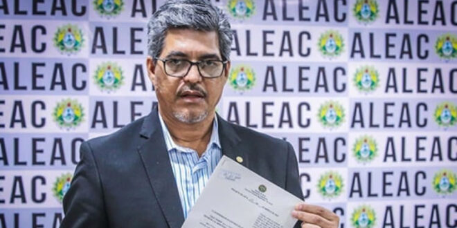 Para Edvaldo, o Legislativo deve buscar recurso jurídico contra decisão do TJ sobre a contratação temporária de médicos formados no exterior