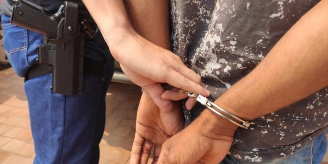 Por ciúmes, homem mata suposto amante de sua esposa a tiros e acaba preso no dia seguinte