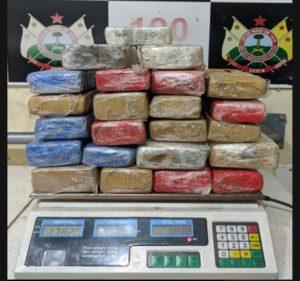 Após denúncia anônima, PM apreende mais de 17 quilos de drogas em casa abandonada