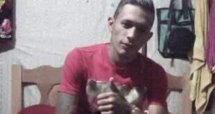 Em casa de amigo, jovem é morto a tiros e perfurado com várias facadas no interior do Acre