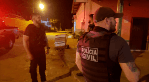 Polícia prende integrantes de facção que cobravam ‘mensalidades’ de comerciantes