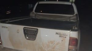 Grupo invade casa, rende família e rouba veículos em Porto Acre