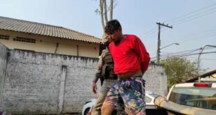 Irmão esfaqueia irmão e amigo durante bebedeira em família, em Rio Branco