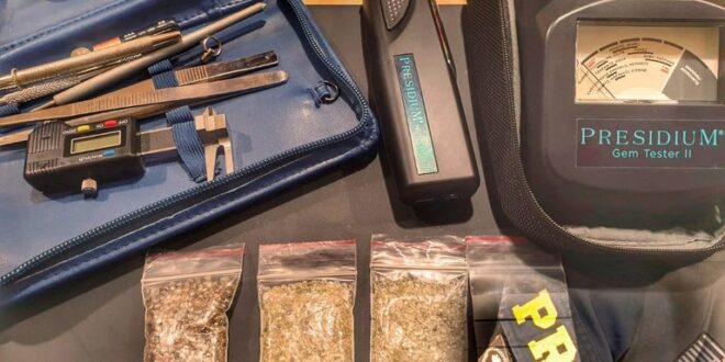 Policial é preso em flagrante transportando diamantes de extração ilegal na BR-364