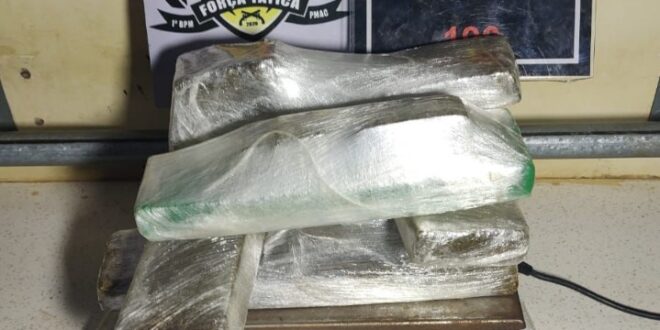 Após denúncia anônima, PM apreende mais de 6 quilos de drogas no Mocinha Magalhães