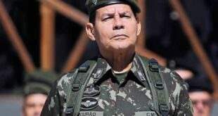 Vice-presidente Hamilton Mourão diz que os filhos de Bolsonaro "são três moleques"