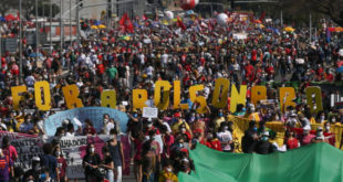 Acreanos aderem ao "Fora Bolsonaro" puxado pelo MBL