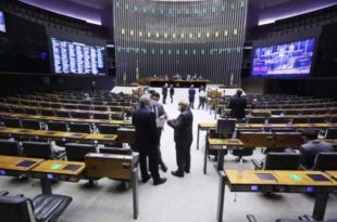 Câmara pode votar novo Código Eleitoral nesta quarta-feira