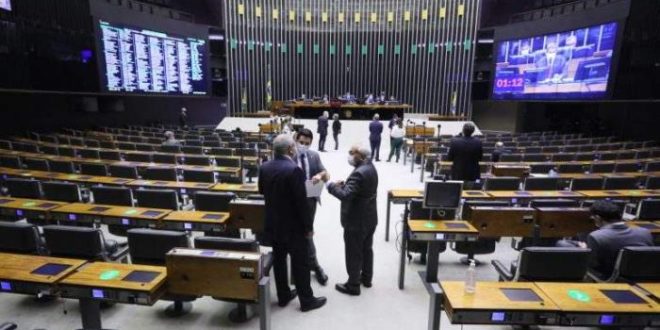 Câmara pode votar novo Código Eleitoral nesta quarta-feira