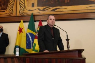 Deputado Pedro Longo destaca assinatura de ordem de serviço feita pelo governador