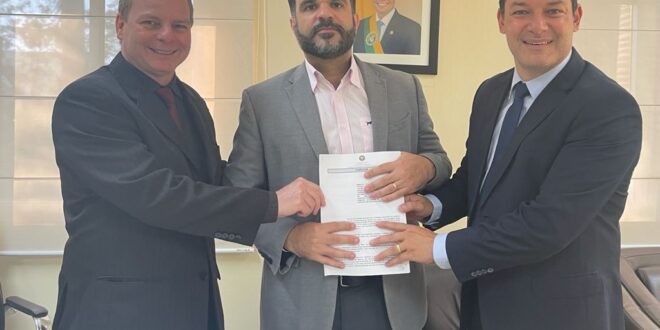 Duarte e Longo apresentam parecer para dar continuidade ao concurso da Polícia Civil