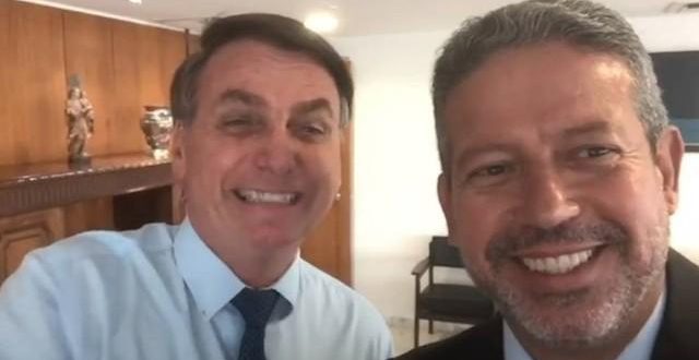 Mais um-
