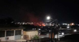 Populares registram queimada em região próxima ao Café Contri, em Rio Branco; VÍDEOS