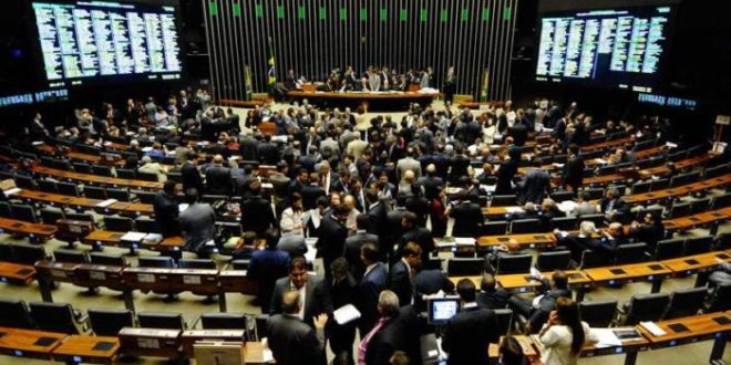 Reforma eleitoral é aprovada no Senado sem as coligações em eleição proporcional; veja como ficou