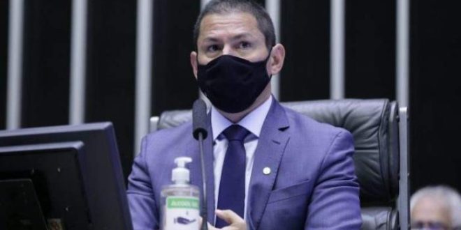 Sessão do Congresso desta quinta-feira é adiada para semana que vem