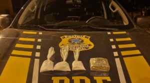 Mais de 10kg de cocaína são apreendidos pela PRF
