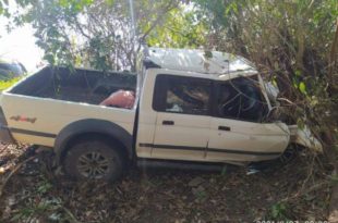 Acidente na BR 364 entre Sena e Bujari deixa adolescente em estado grave e 4 pessoas feridas