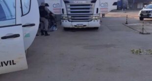 Homem de 43 anos de idade é encontrado morto dentro de carreta em Sena Madureira