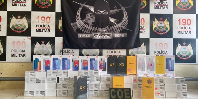 Polícias militares apreendem 85 aparelhos celulares em rodovia no interior do Acre