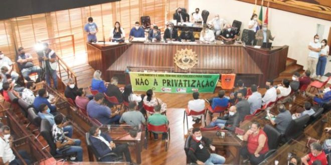 Aleac realiza audiência pública para debater sobre privatização do saneamento básico no Estado