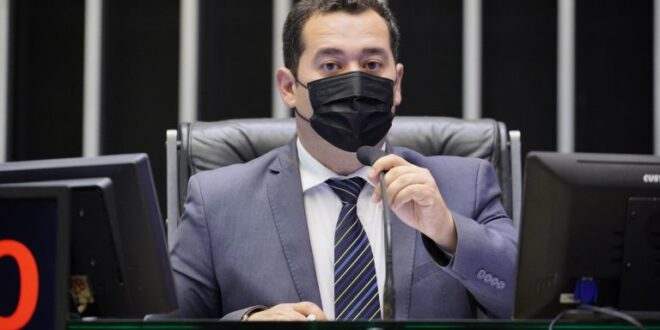 Comissão aprova desconto de honorário advocatício diretamente de benefício previdenciário