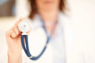 Comissão aprova exame emergencial para revalidar diplomas de médicos