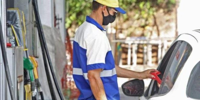 Comissão debate medidas provisórias que tratam da venda de combustíveis