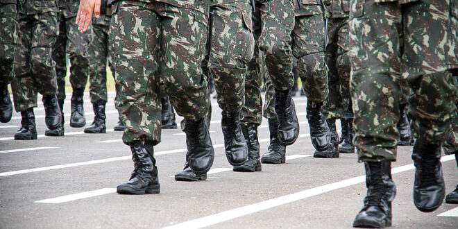 Comissão rejeita cota para ex-militares em universidades públicas
