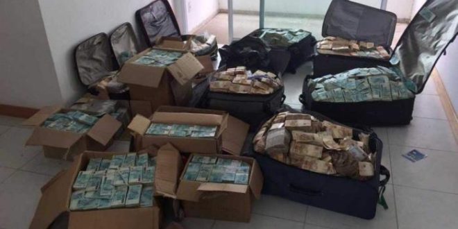Controladoria Geral da República investiga a venda de emendas parlamentares do Orçamento da União para prefeituras