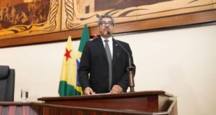 Deputado Edvaldo Magalhães cita problemas enfrentados em escolas de Feijó
