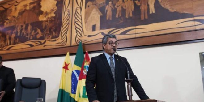 Deputado Edvaldo Magalhães questiona pedido de empréstimo de mais de R$ 1 bilhão que governo pretende fazer