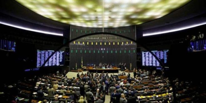 Impasse entre Bolsonaro e Congresso sobre federações partidárias pode acabar no STF