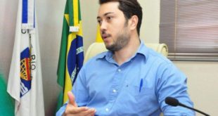 Jarude é contra a viagem do prefeito Bocalom à Europa