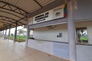 Representantes do Fórum Sindical, Popular e da Juventude denunciam a situação precária do Terminal de Integração da Cidade do Povo