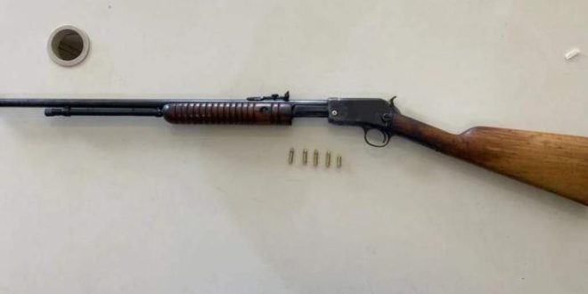 Polícia Civil prende homem com arma de fogo em Feijó