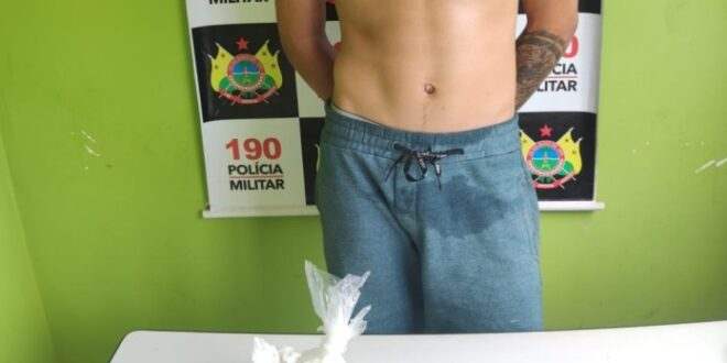 Em Tarauacá, traficante fica nervoso ao ver PM e arremessa droga no quintal do vizinho