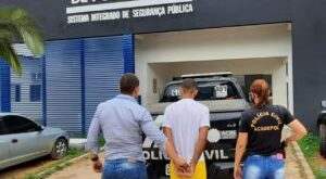 12 anos depois, homem é preso após matar colega a facadas