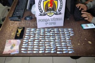 PM prende dois maiores e apreende menor vendendo drogas em residência na Capital