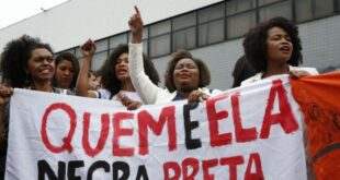 Debatedores dizem que violência contra a mulher é agravada pelo racismo estrutural