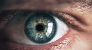 Especialistas defendem inclusão de terapias no SUS para tratar doença genética ocular rara