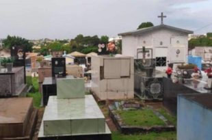 Inusitado: visitantes encontram membros amputados no Pronto Socorro enviados para descarte, em cima de túmulos