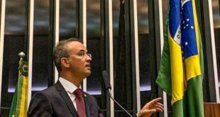 Crise no INEP: Leo de Brito garante apoio a estudantes que querem fazer o Enem