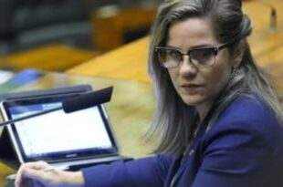 Mara Rocha solta o verbo em vídeo entrevista disponível a partir das 20h-saiba mais